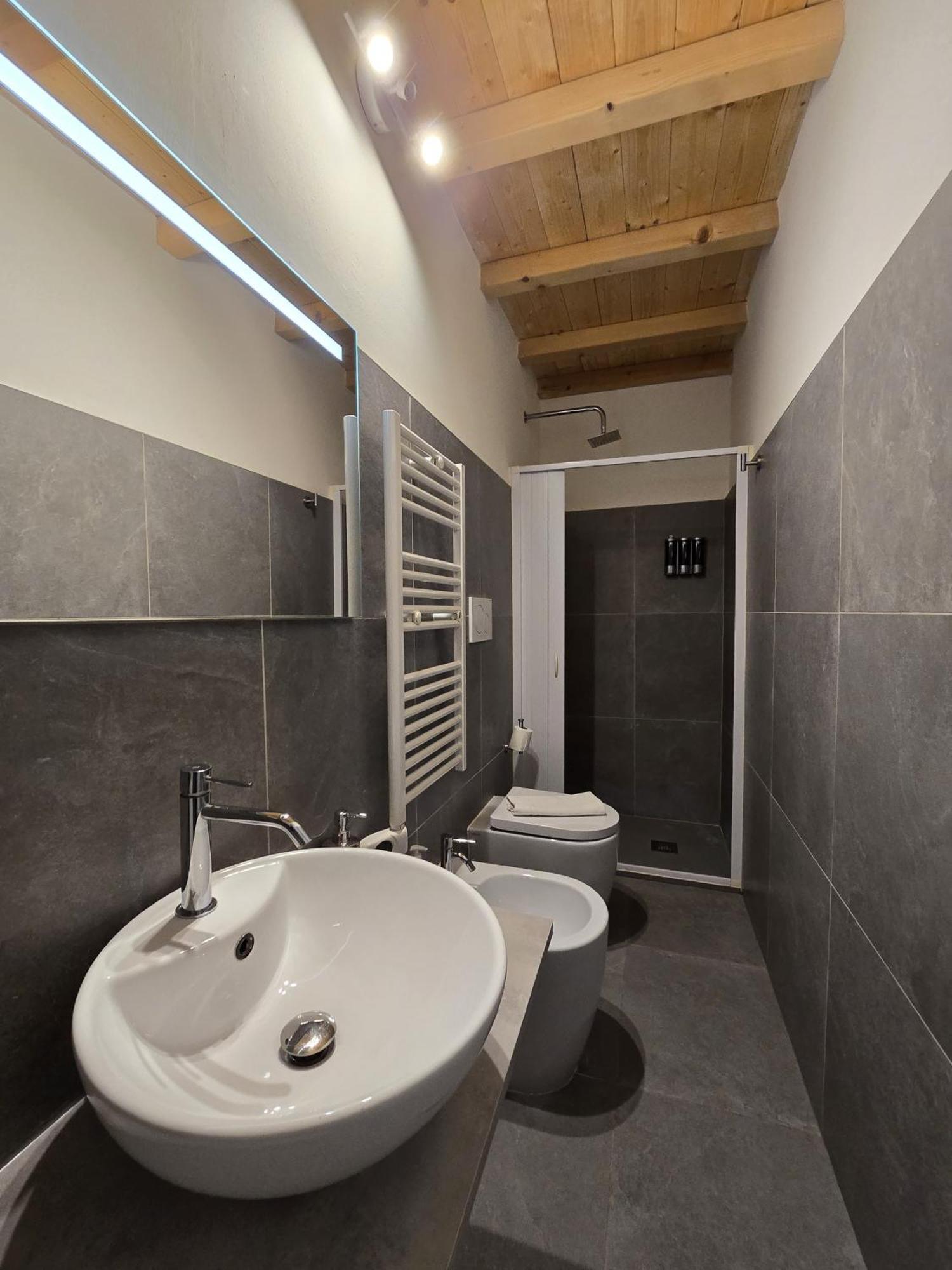La Ca' Pezzana Affittaly Apartments Bologna Eksteriør bilde
